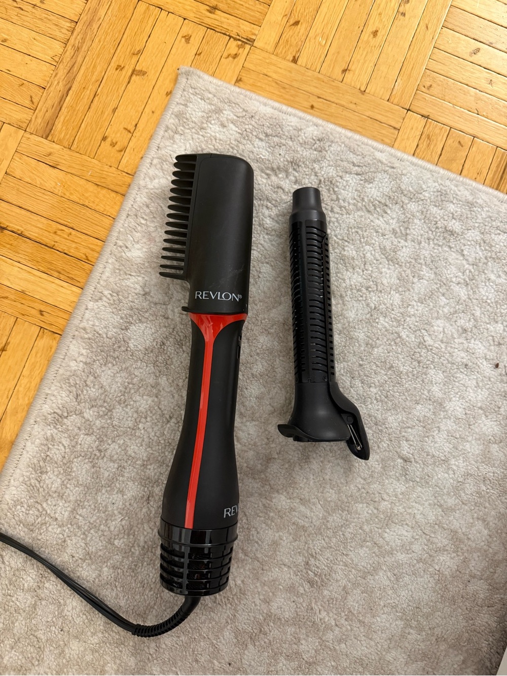 Never used. Revlon one step blowout styler